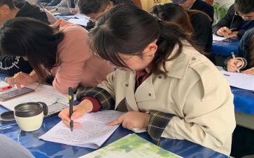 小学班务工作总结模板8篇