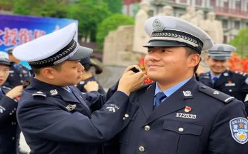 关于从警的演讲稿800字8篇