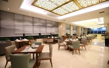 饭店出租合同8篇