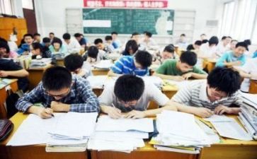 “人”高考作文优秀8篇