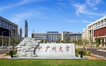 高校教师的工作总结7篇