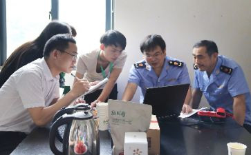 坚守底线作文6篇