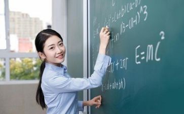2024年教师年度述职报告推荐6篇