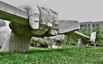 俗世奇人里的读后感7篇