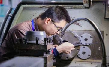 数控工作总结参考8篇