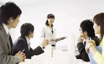 2024年销售员上半年工作总结优质7篇