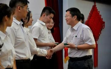 对新进员工工作总结通用5篇