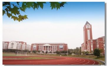 在学校月总结推荐8篇