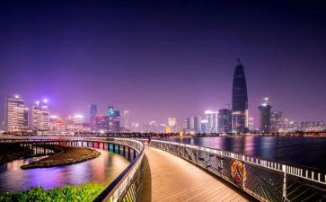 一个人走夜路作文作文5篇