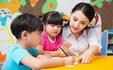 幼师年度述职报告5篇