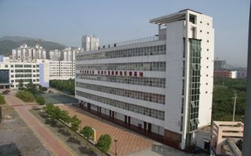 幼师中专毕业鉴定自我鉴定精选5篇
